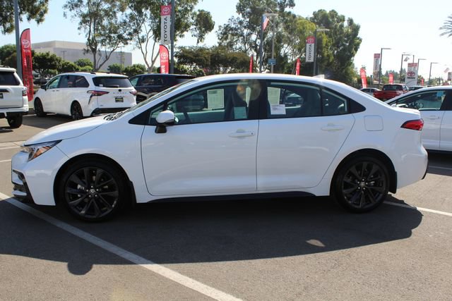Certified 2026 Toyota Corolla SE FWD image 6