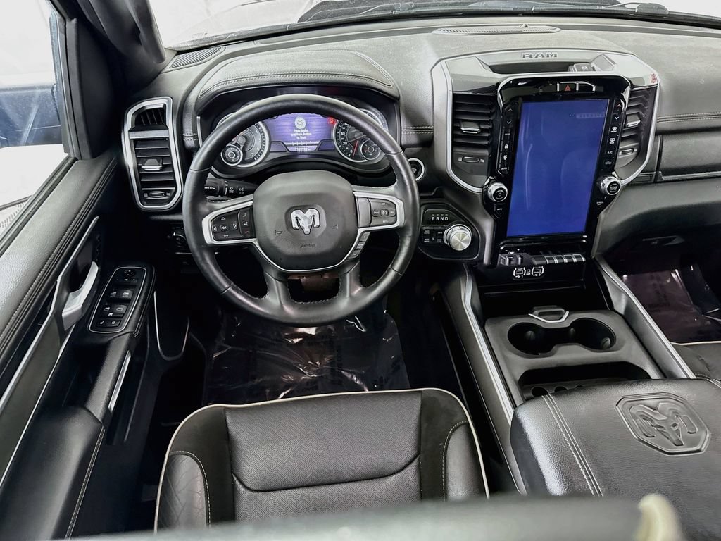 Used 2020 RAM 1500 Laramie w/ Sport Appearance Package AWD/4WD image 3