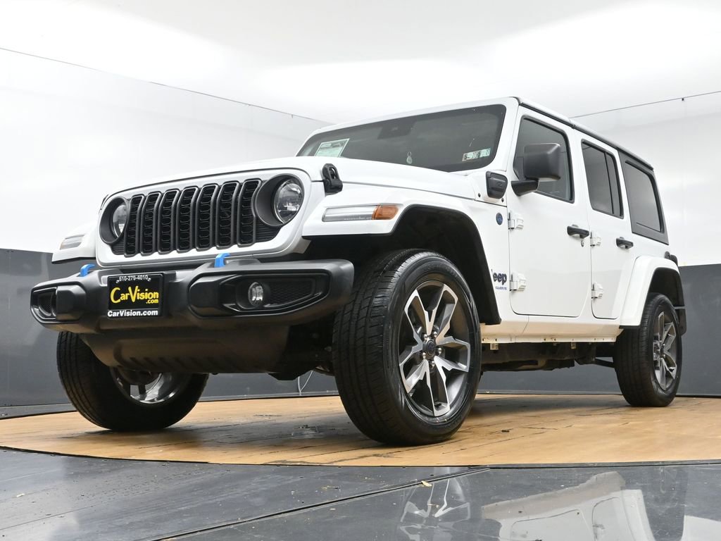 Used 2024 Jeep Wrangler Unlimited w/ Convenience Group AWD/4WD image 51