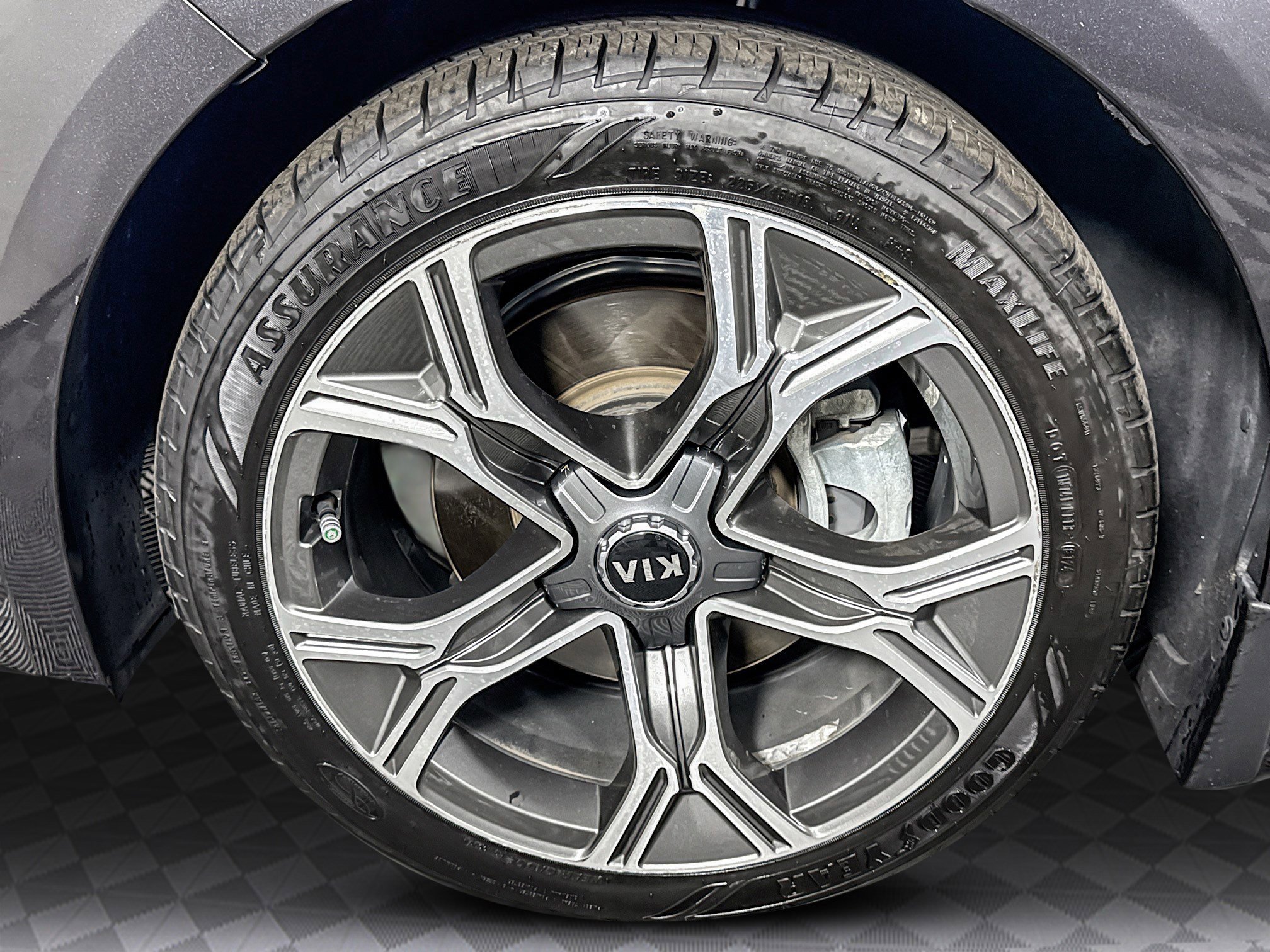 Used 2020 Kia Stinger GT-Line image 37