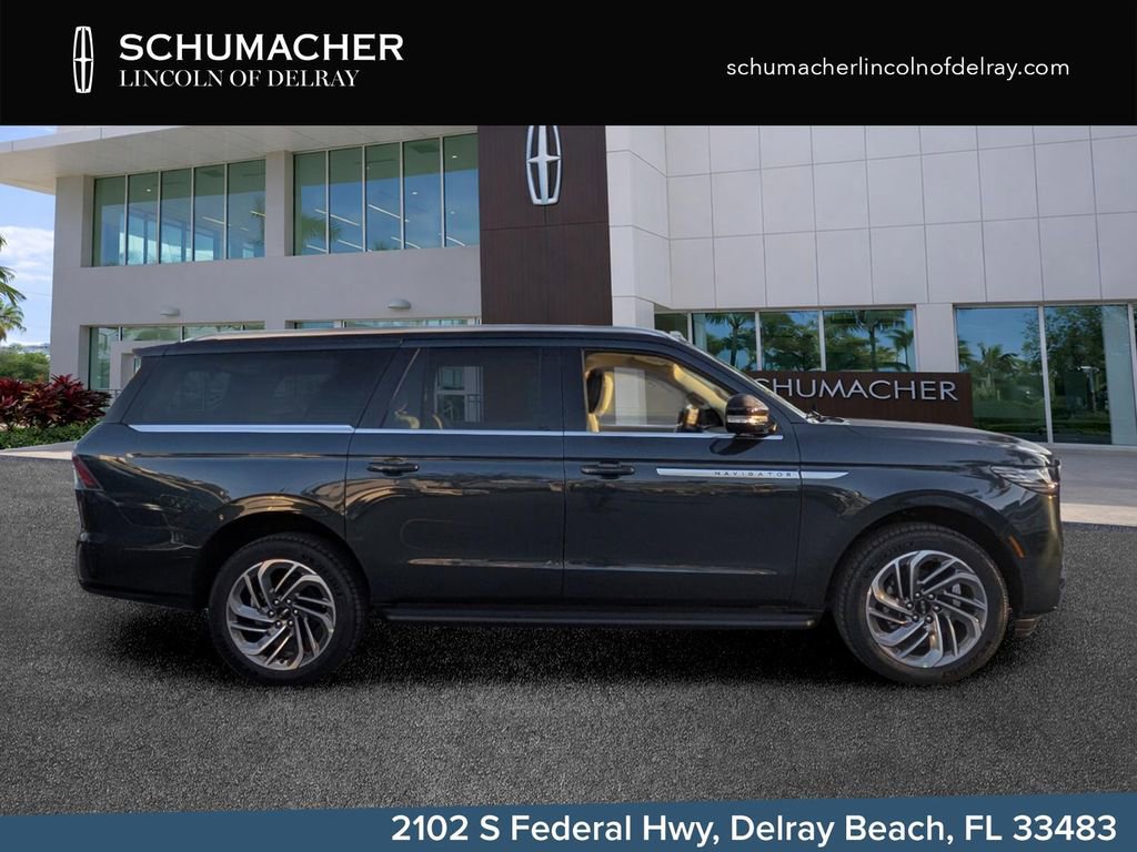 New 2026 Lincoln Navigator L Premier AWD/4WD image 8