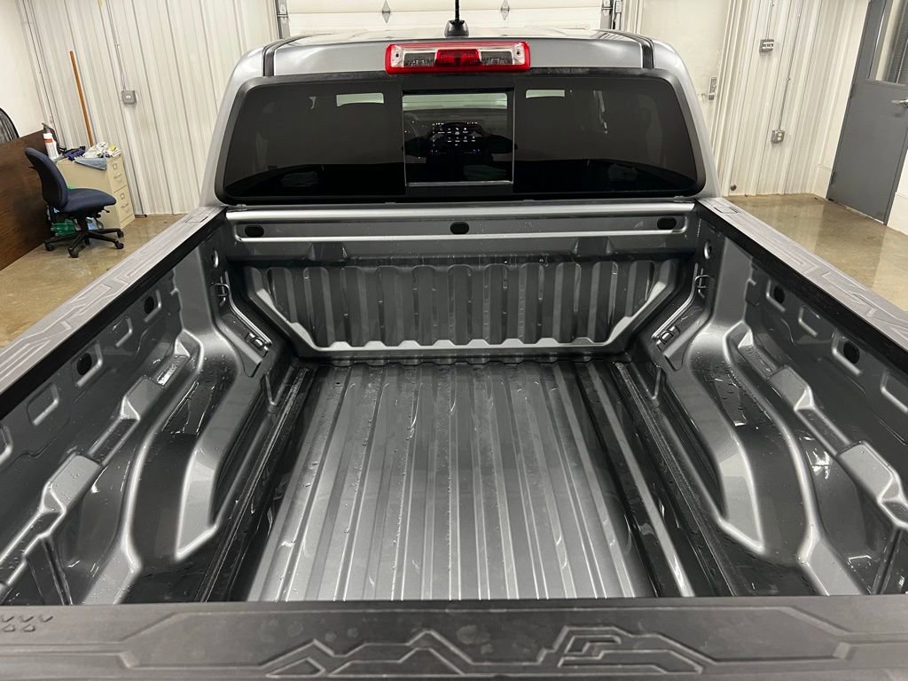 New 2026 GMC Canyon Elevation image 7