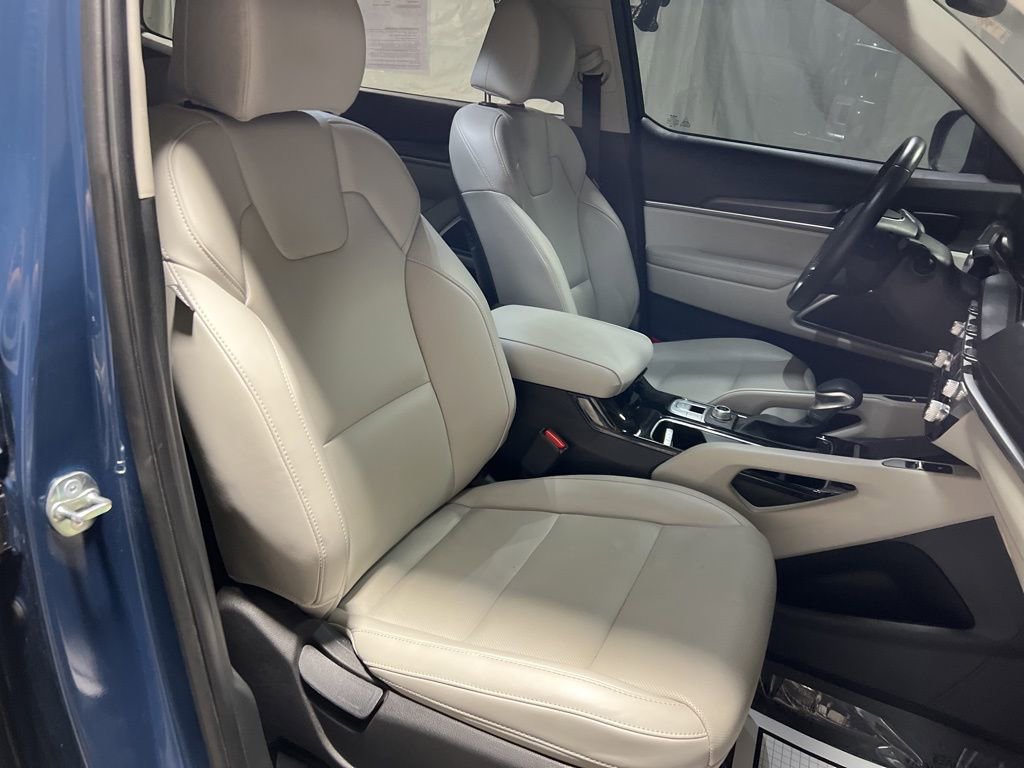 Used 2023 Kia Telluride S w/ S Sunroof Package image 10