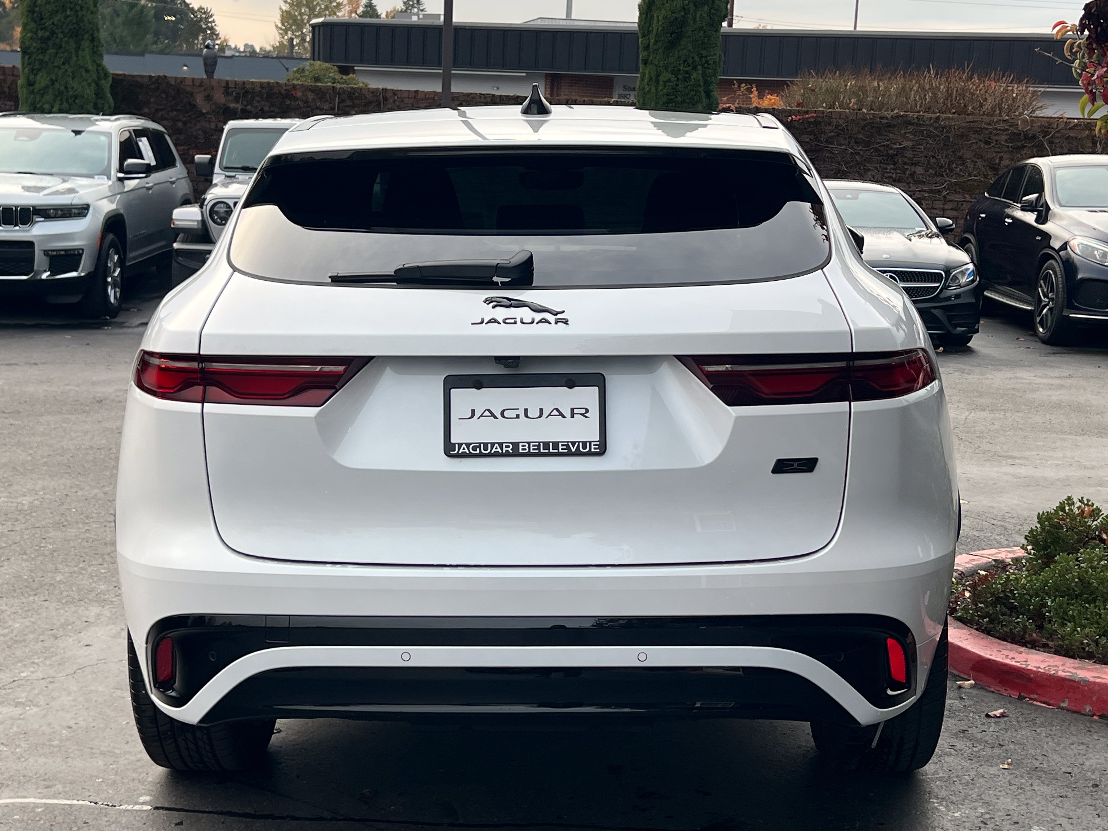 New 2026 Jaguar F-PACE R-Dynamic S AWD/4WD image 7