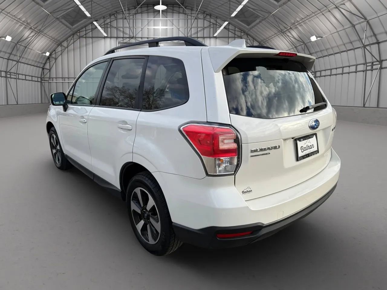 Used 2017 Subaru Forester 2.5i Premium image 6