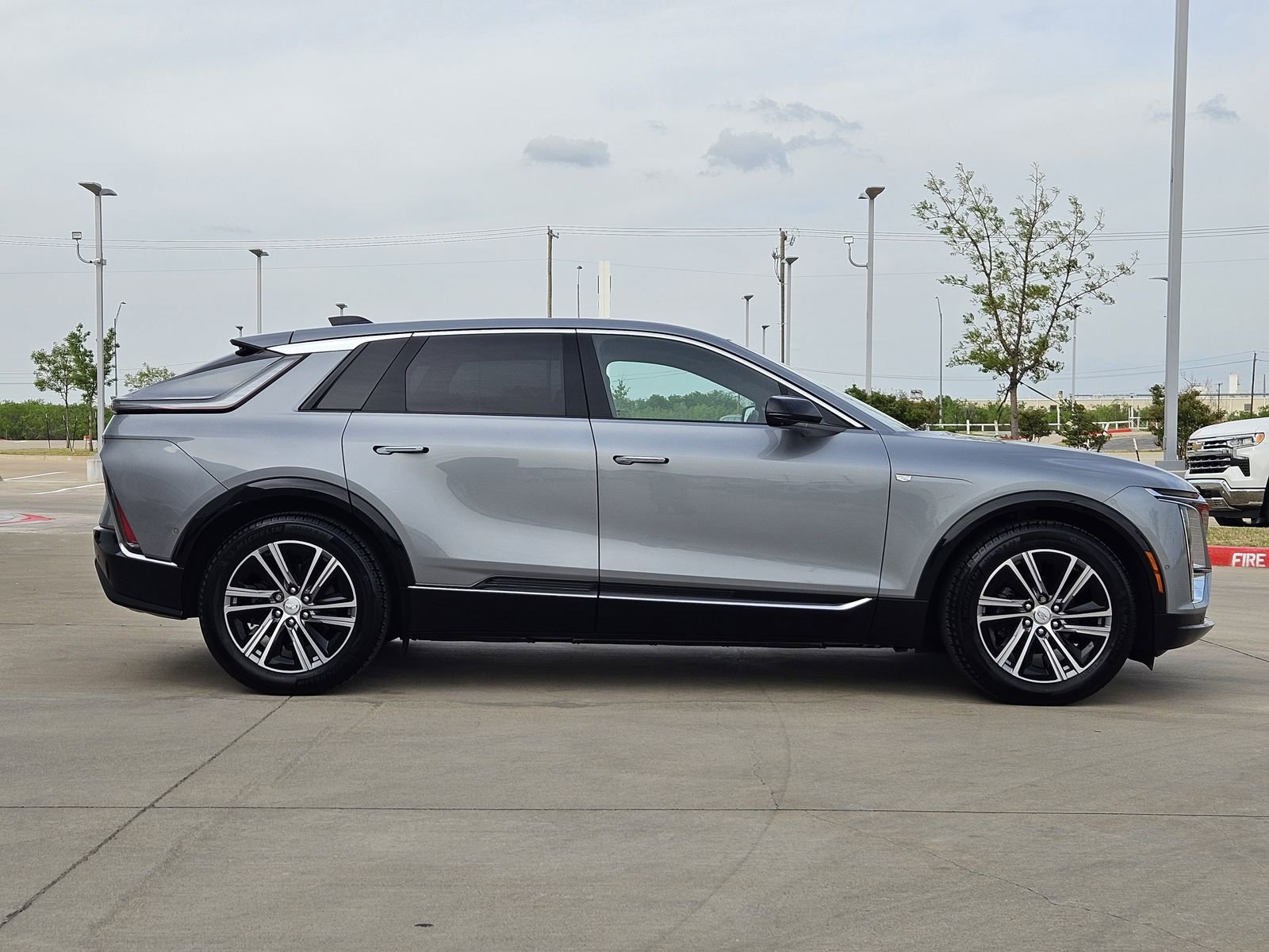 Certified 2024 Cadillac Lyriq Luxury w/ Nappa Leather Package image 7