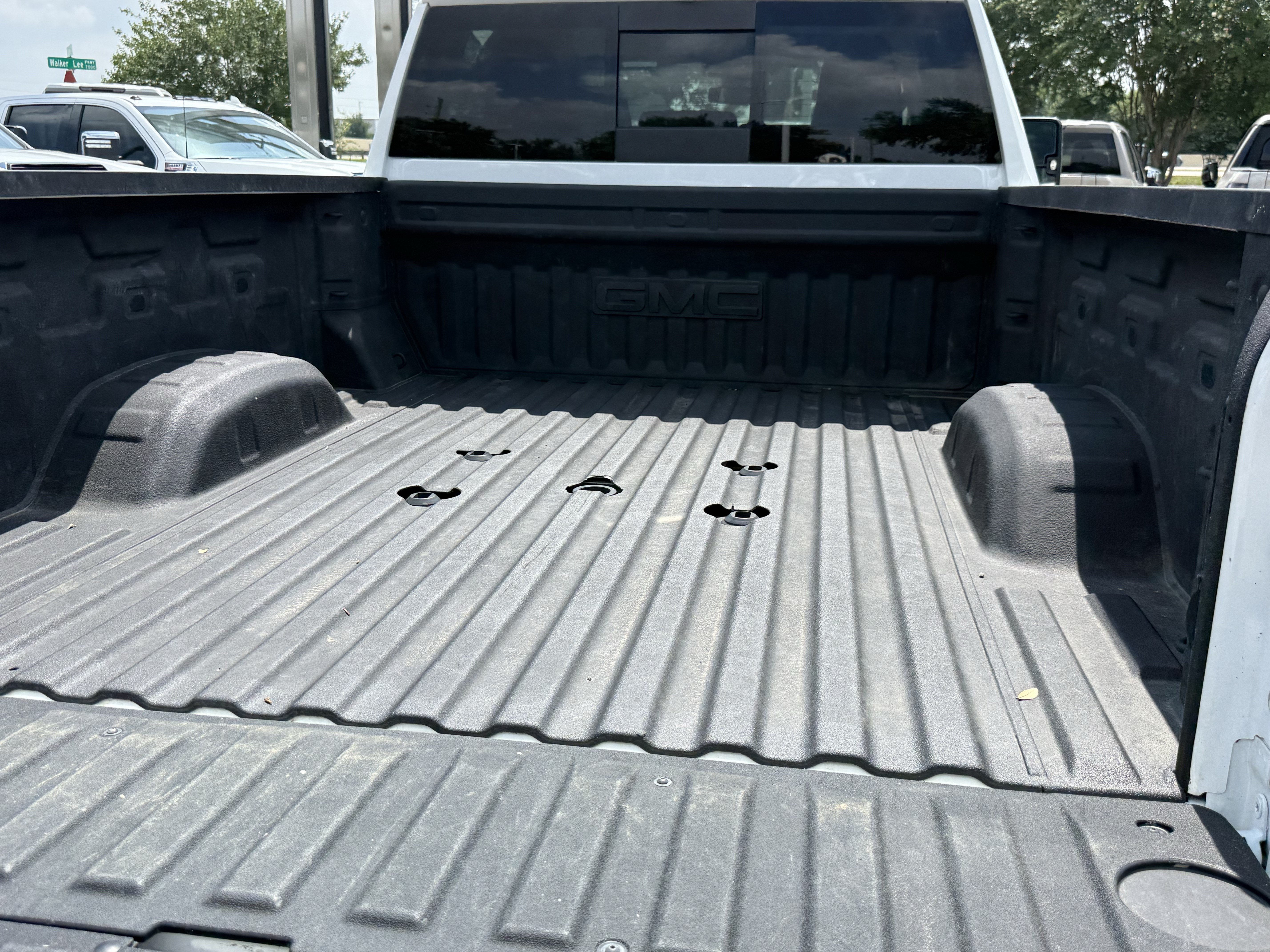 Used 2025 GMC Sierra 2500 Denali AWD/4WD image 28