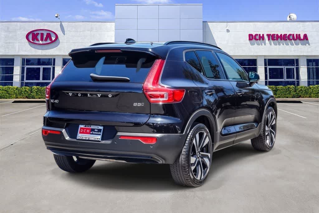Used 2024 Volvo XC40 B5 Ultimate w/ Protection Package Premier AWD/4WD image 4