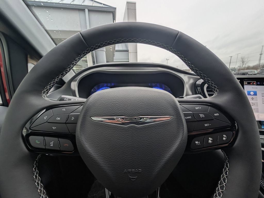 New 2026 Chrysler Pacifica Select w/ S Appearance Package image 20