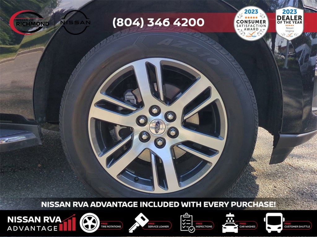 Used 2022 Ford Expedition Limited image 12