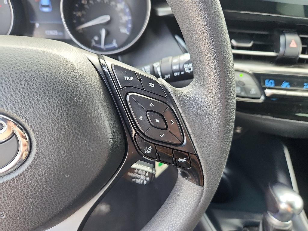 Used 2019 Toyota C-HR LE FWD image 16