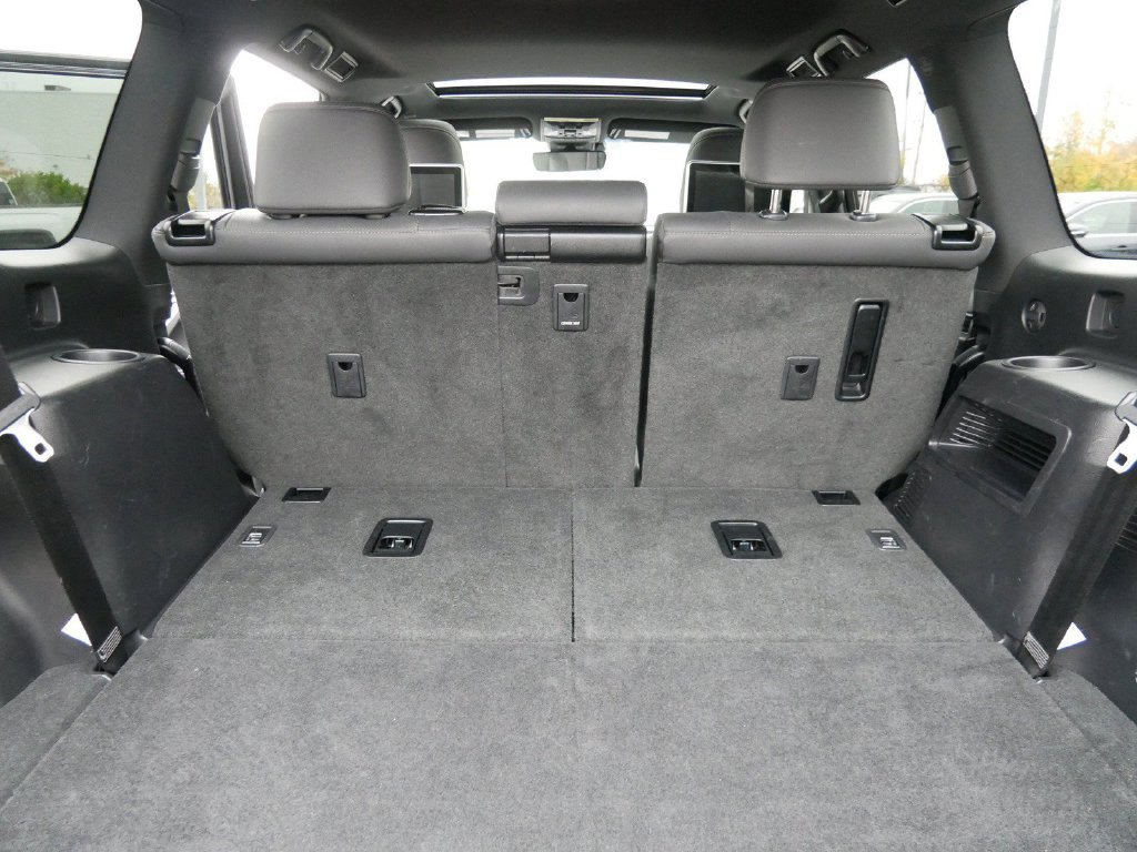 Certified 2022 Lexus GX 460 Premium w/ Premium Package AWD/4WD image 12
