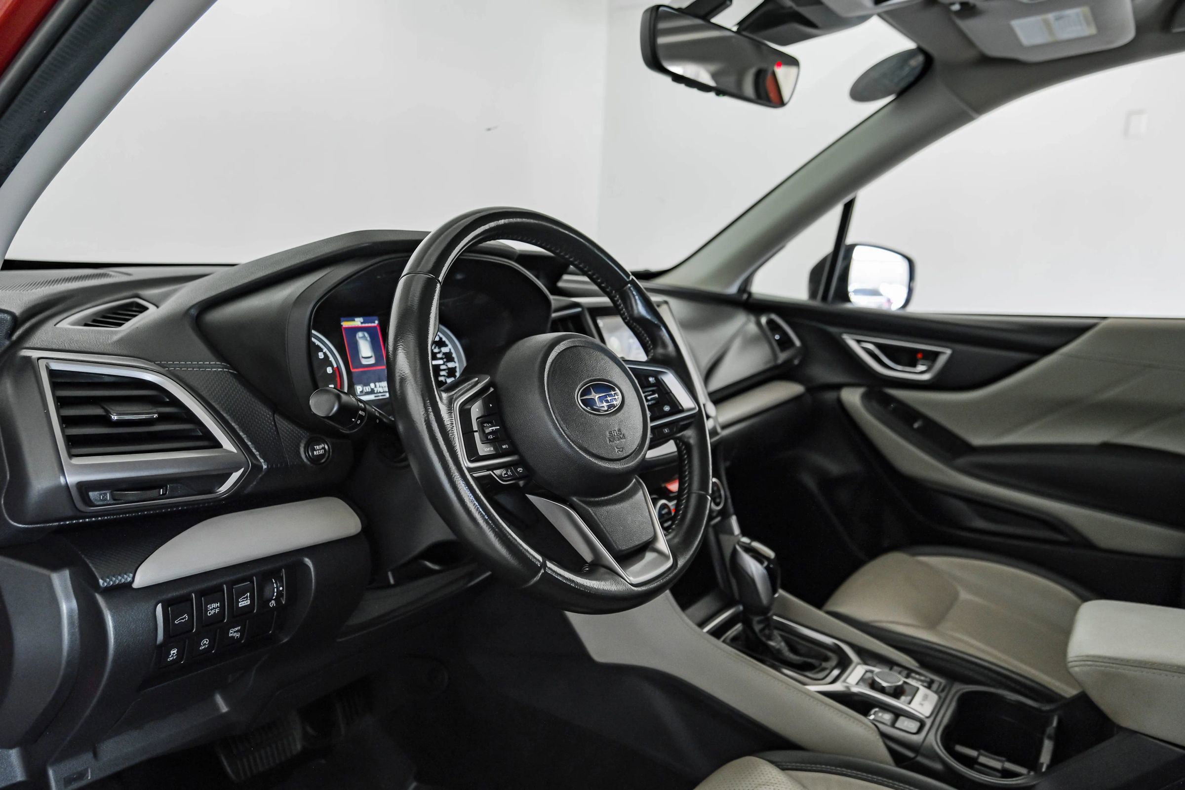 Used 2023 Subaru Forester Limited w/ Popular Package #2 image 2