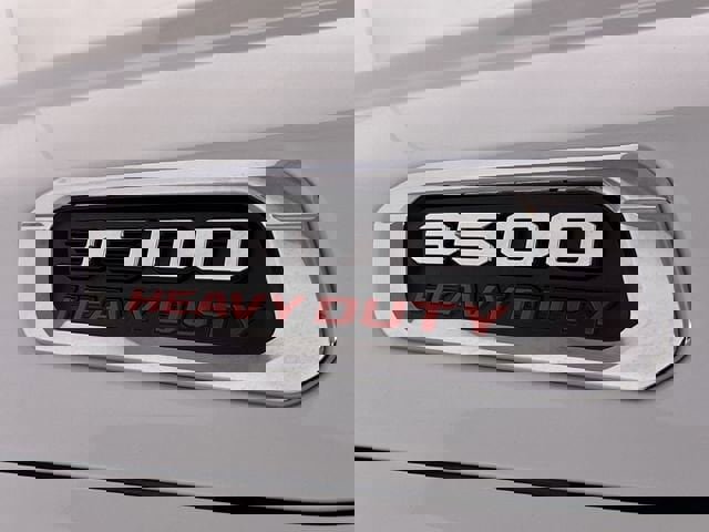 Used 2024 RAM 3500 Tradesman w/ Chrome Appearance Group image 33