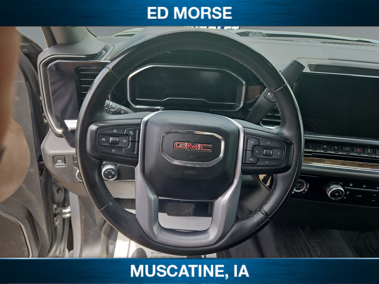 Used 2023 GMC Sierra 1500 SLE w/ Enhanced Capability Package AWD/4WD image 14