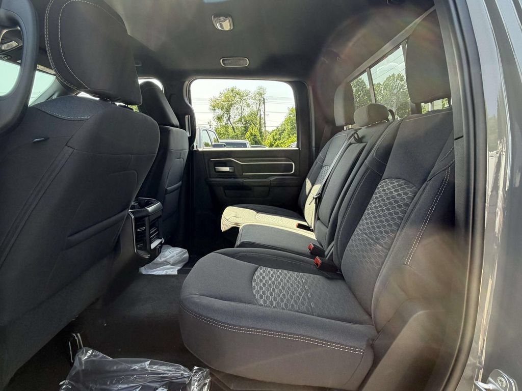 New 2026 RAM 2500 Big Horn AWD/4WD image 15