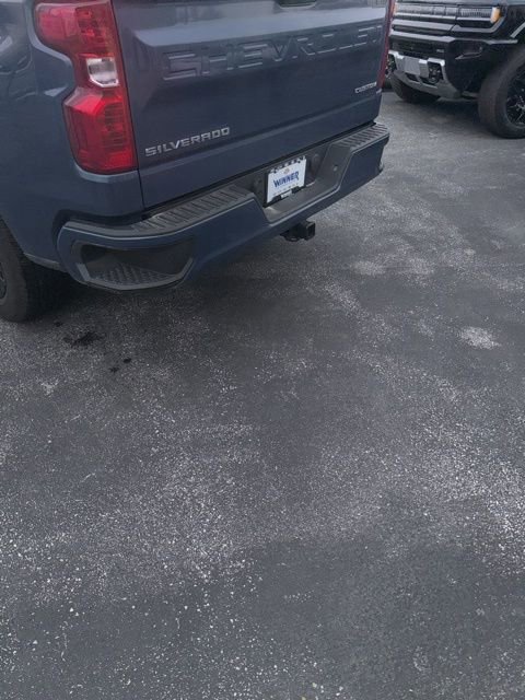 Used 2024 Chevrolet Silverado 1500 Custom image 5