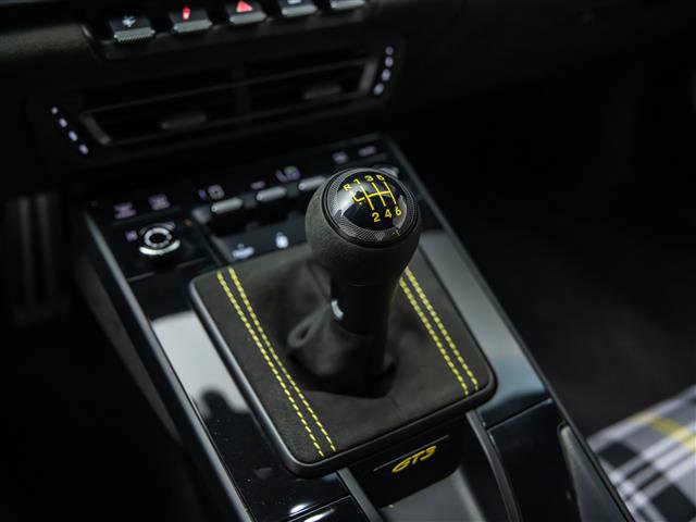 Used 2022 Porsche 911 GT3 RWD image 24