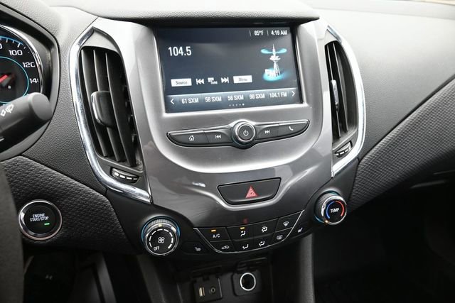 Used 2017 Chevrolet Cruze LT w/ Convenience Package FWD image 43