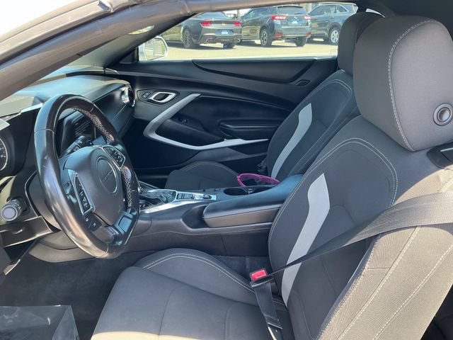 Used 2019 Chevrolet Camaro LT RWD image 13