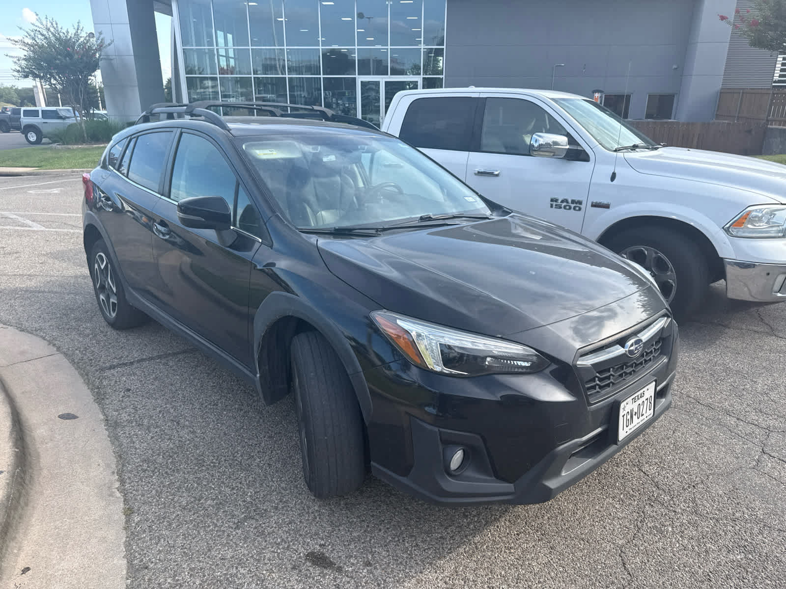 Used 2019 Subaru Crosstrek 2.0i Limited w/ Moonroof Package AWD/4WD image 3