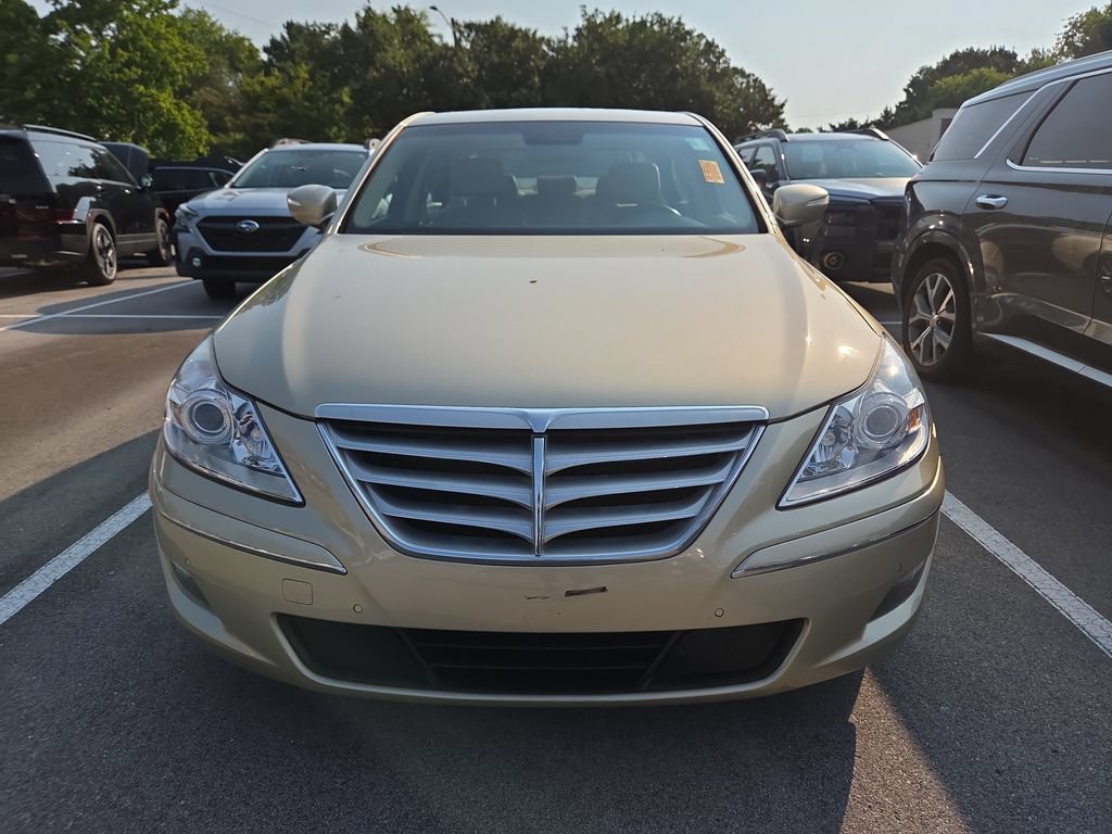 Used 2011 Hyundai Genesis 3.8 w/ Technology Pkg 4 RWD image 6