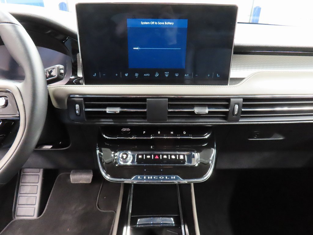 Used 2025 Lincoln Corsair Premiere w/ Jet Appearance Package image 14