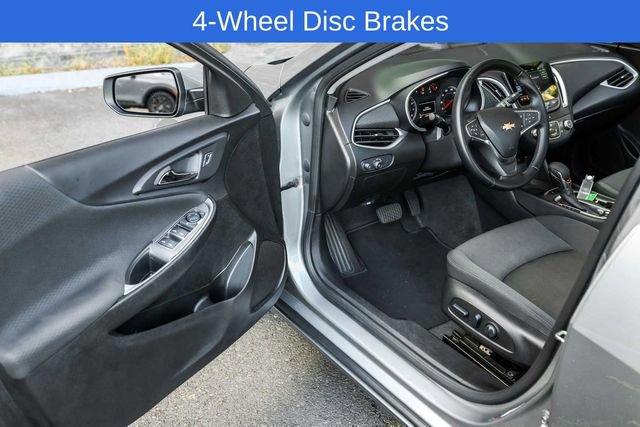 Used 2025 Chevrolet Malibu RS image 27