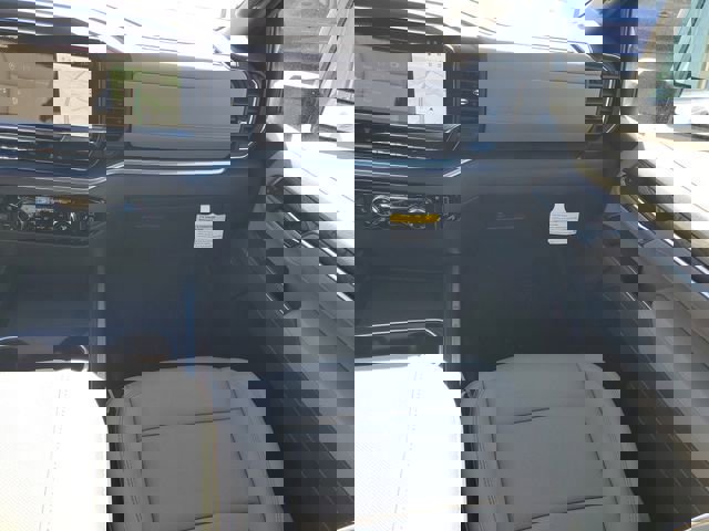 New 2026 GMC Sierra 3500 SLT w/ SLT Premium Package image 27