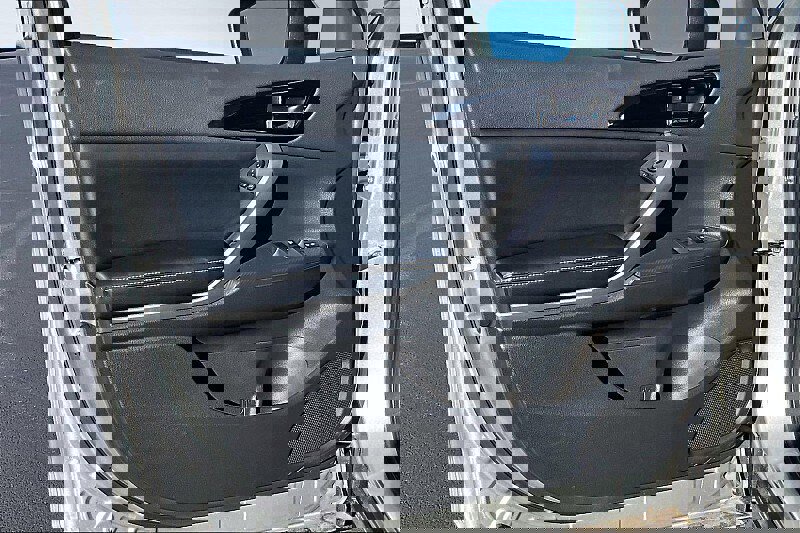 Used 2024 Mitsubishi Eclipse Cross SE image 23