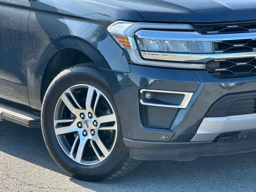 Used 2023 Ford Expedition Limited AWD/4WD image 38