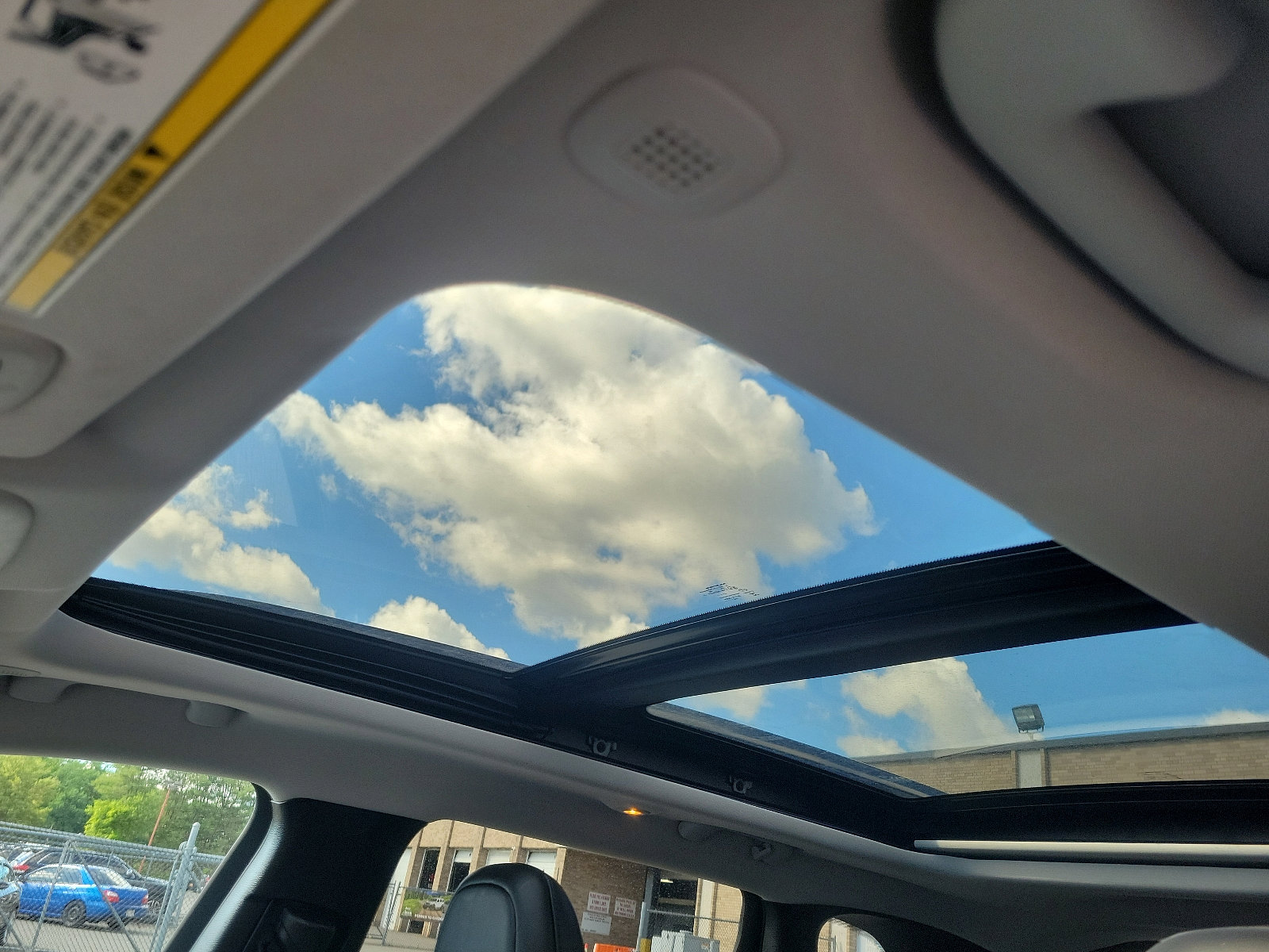 Certified 2022 Jeep Cherokee Limited image 14