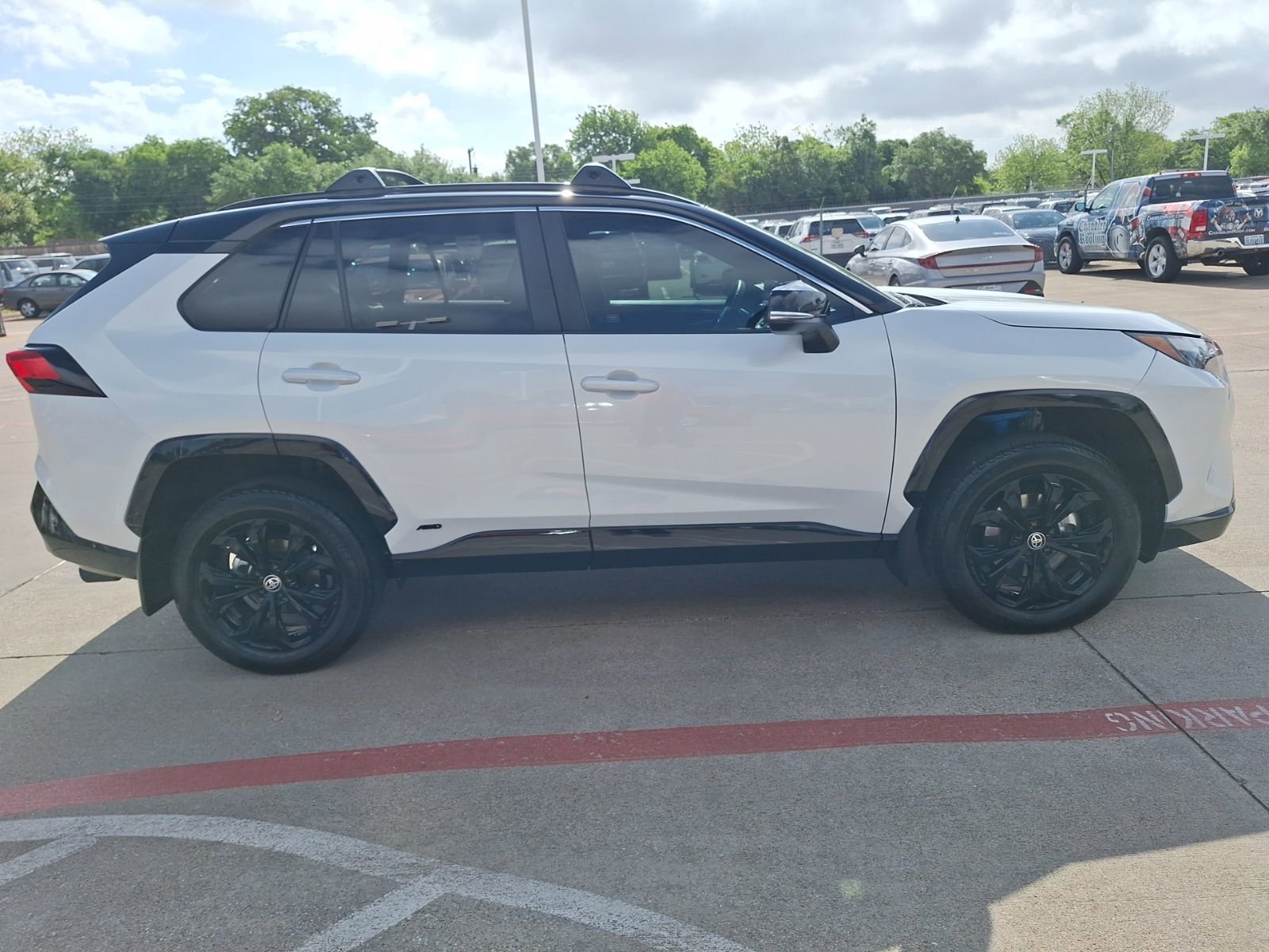 Used 2024 Toyota RAV4 XSE image 7