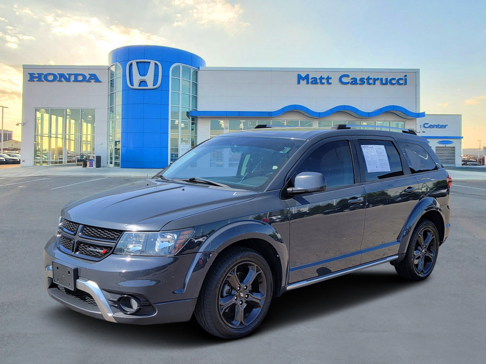 Used 2018 Dodge Journey Crossroad FWD image 2