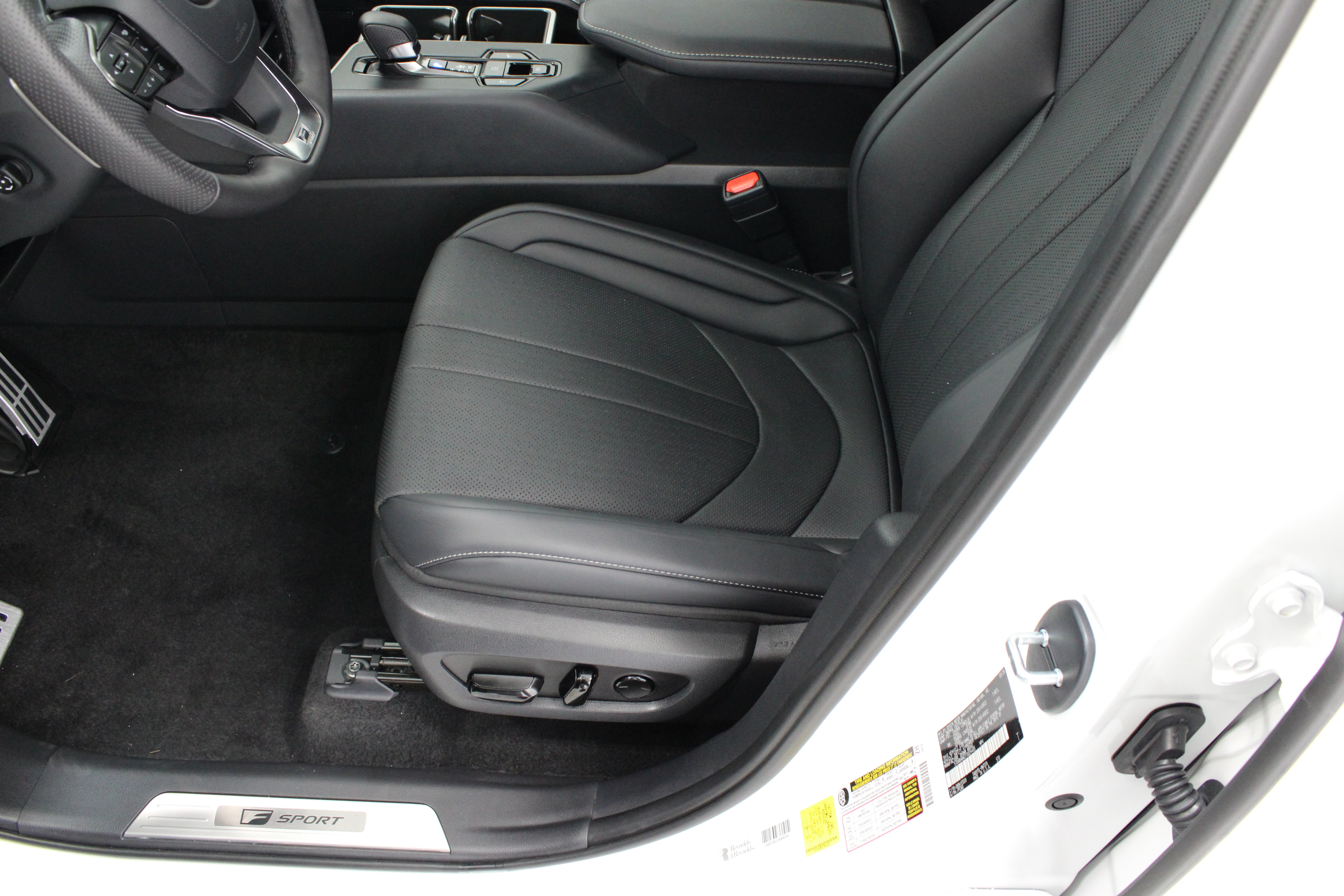Used 2026 Lexus TX 500h AWD w/ Technology Package image 14