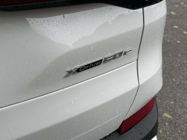 Certified 2025 BMW X5 xDrive50e w/ Premium Package image 18