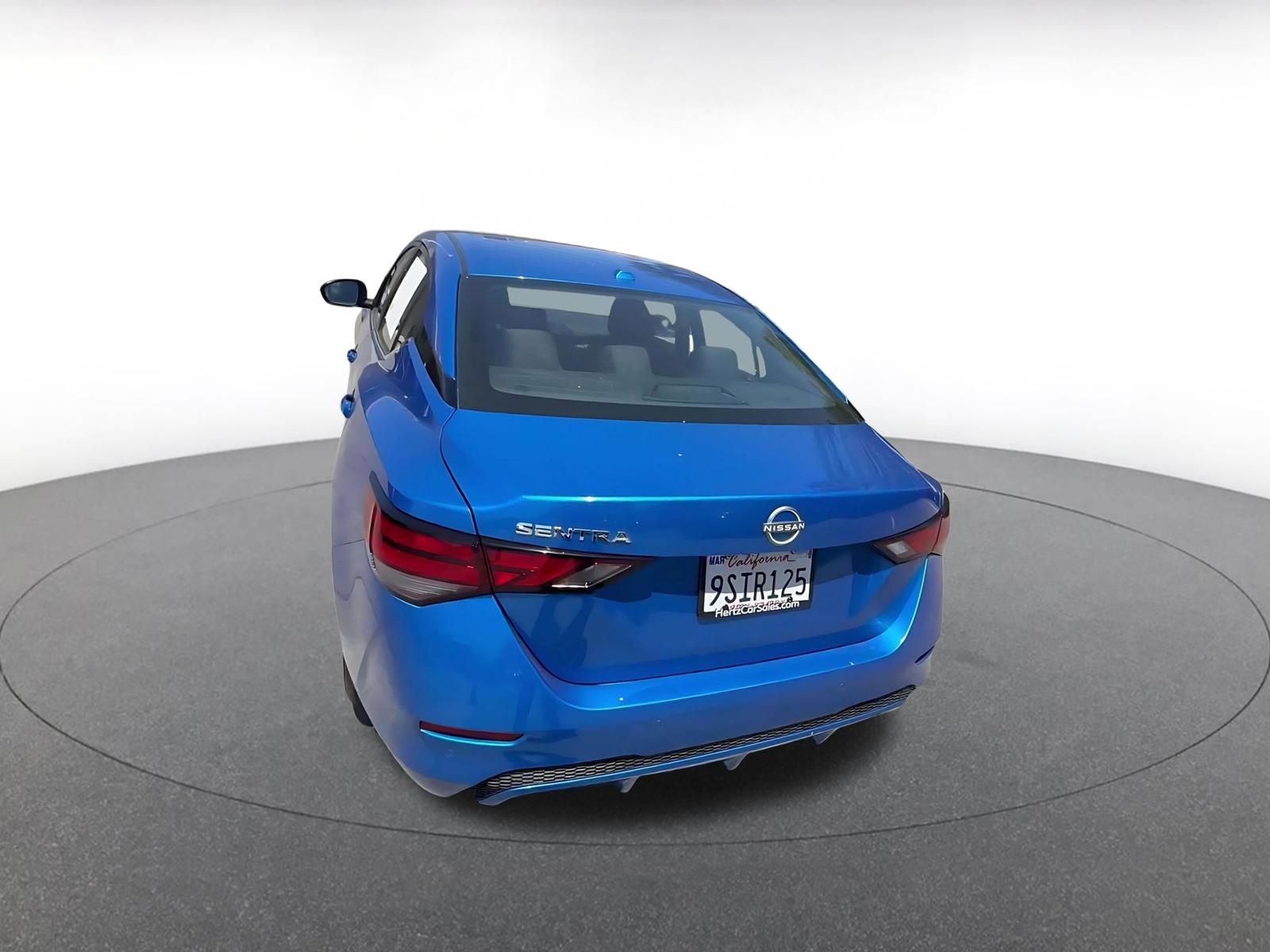 Used 2025 Nissan Sentra SV FWD image 11
