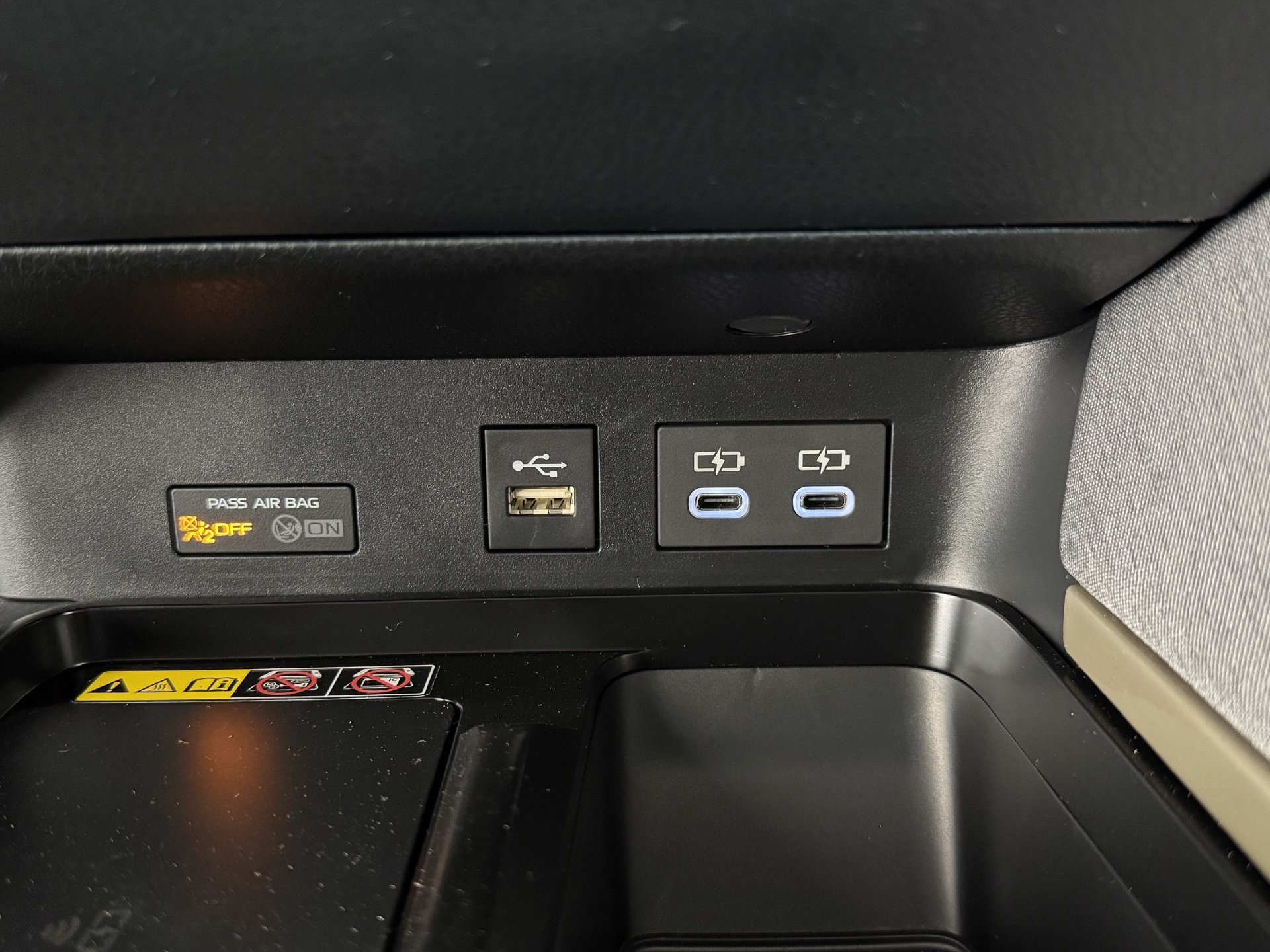 New 2026 Toyota Camry LE w/ Convenience Package FWD image 3