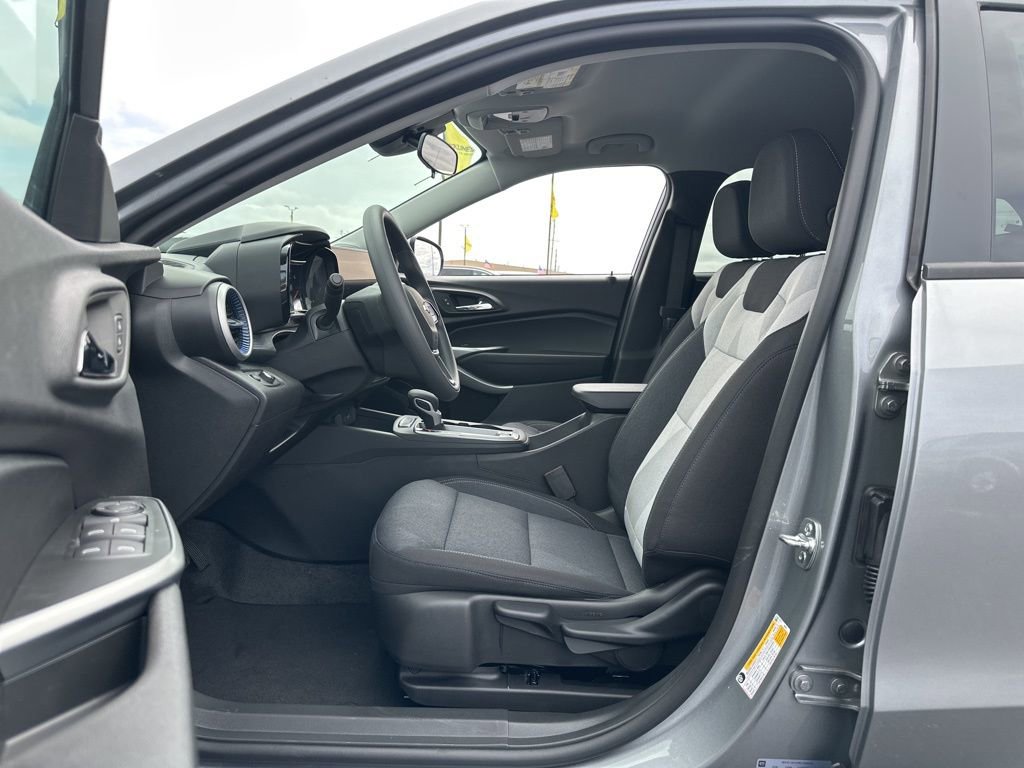 New 2026 Chevrolet Trax LS w/ LS Convenience Package image 8