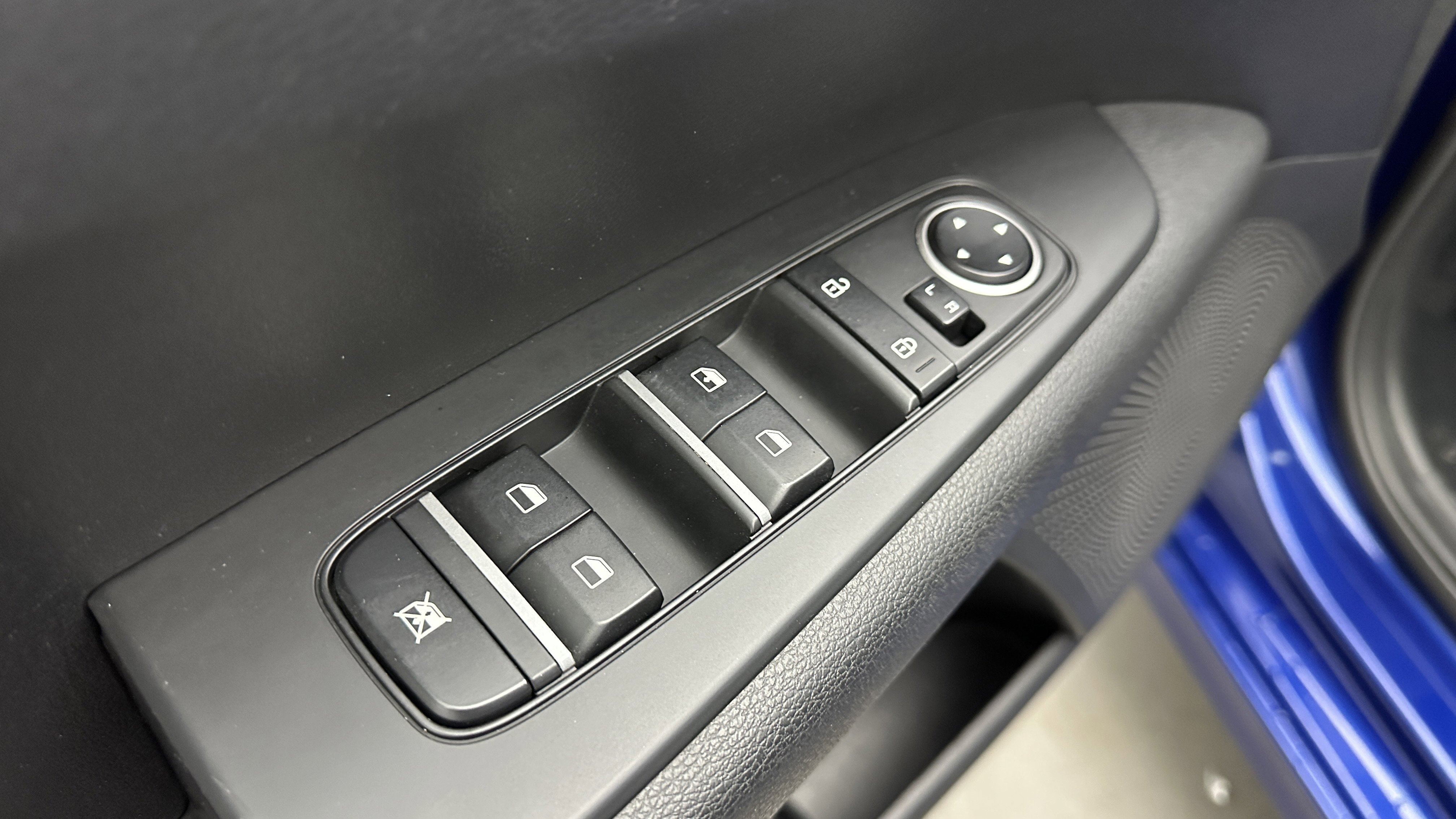 Used 2022 Kia Forte LXS image 11