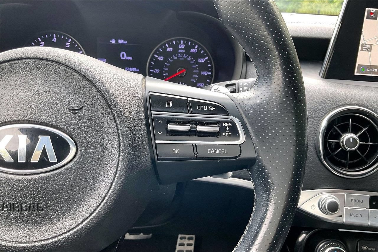 Used 2020 Kia Stinger GT-Line w/ Sun & Sound Package RWD image 31