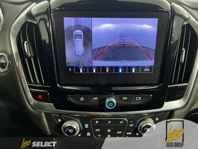 Used 2020 Chevrolet Traverse Premier FWD image 11