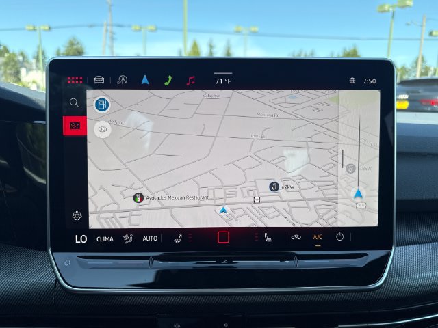 New 2026 Volkswagen GTI SE FWD image 20