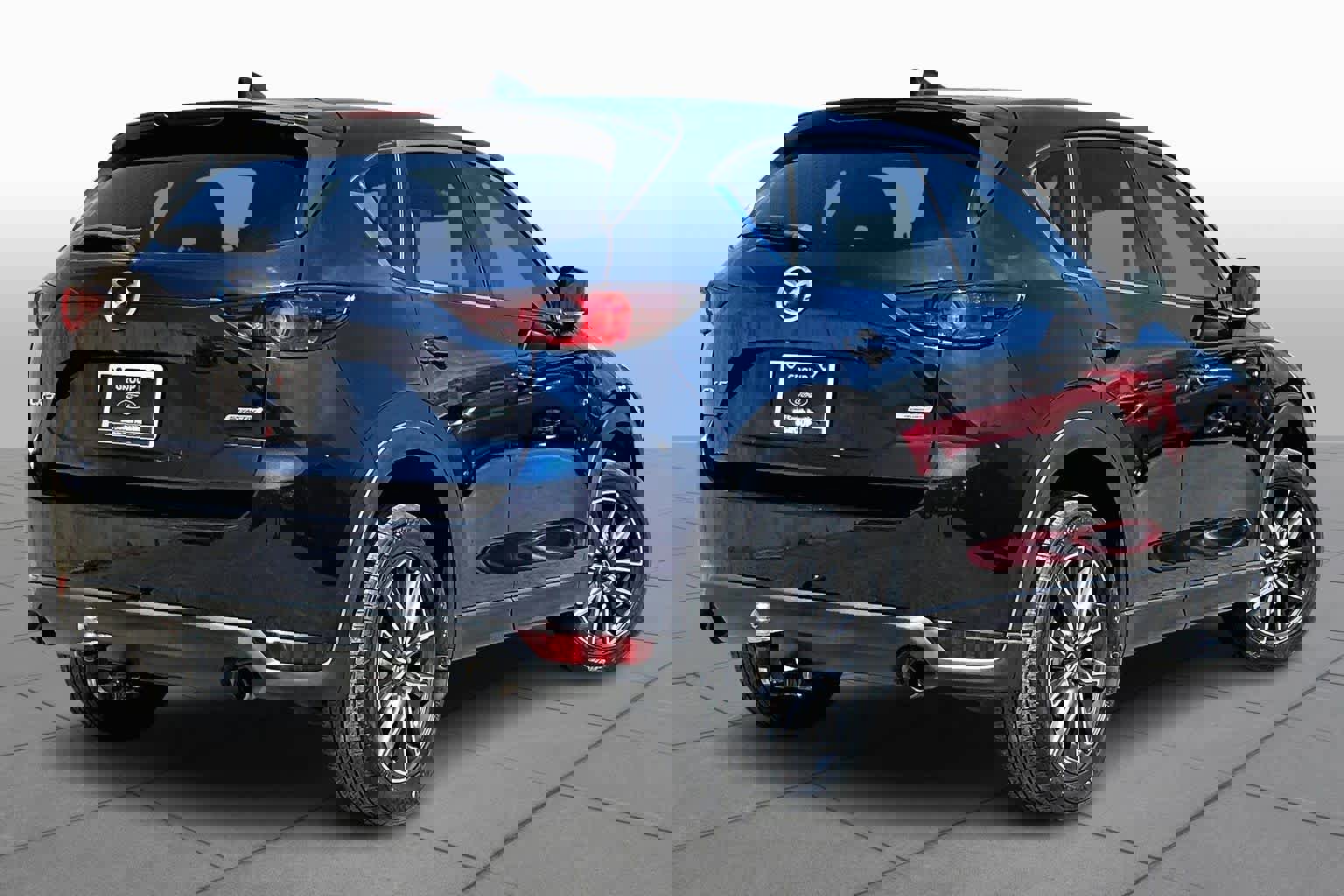 Used 2018 MAZDA CX-5 Touring image 13