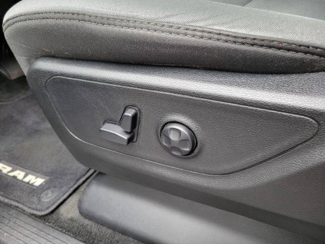 Used 2020 RAM 1500 Big Horn AWD/4WD image 9