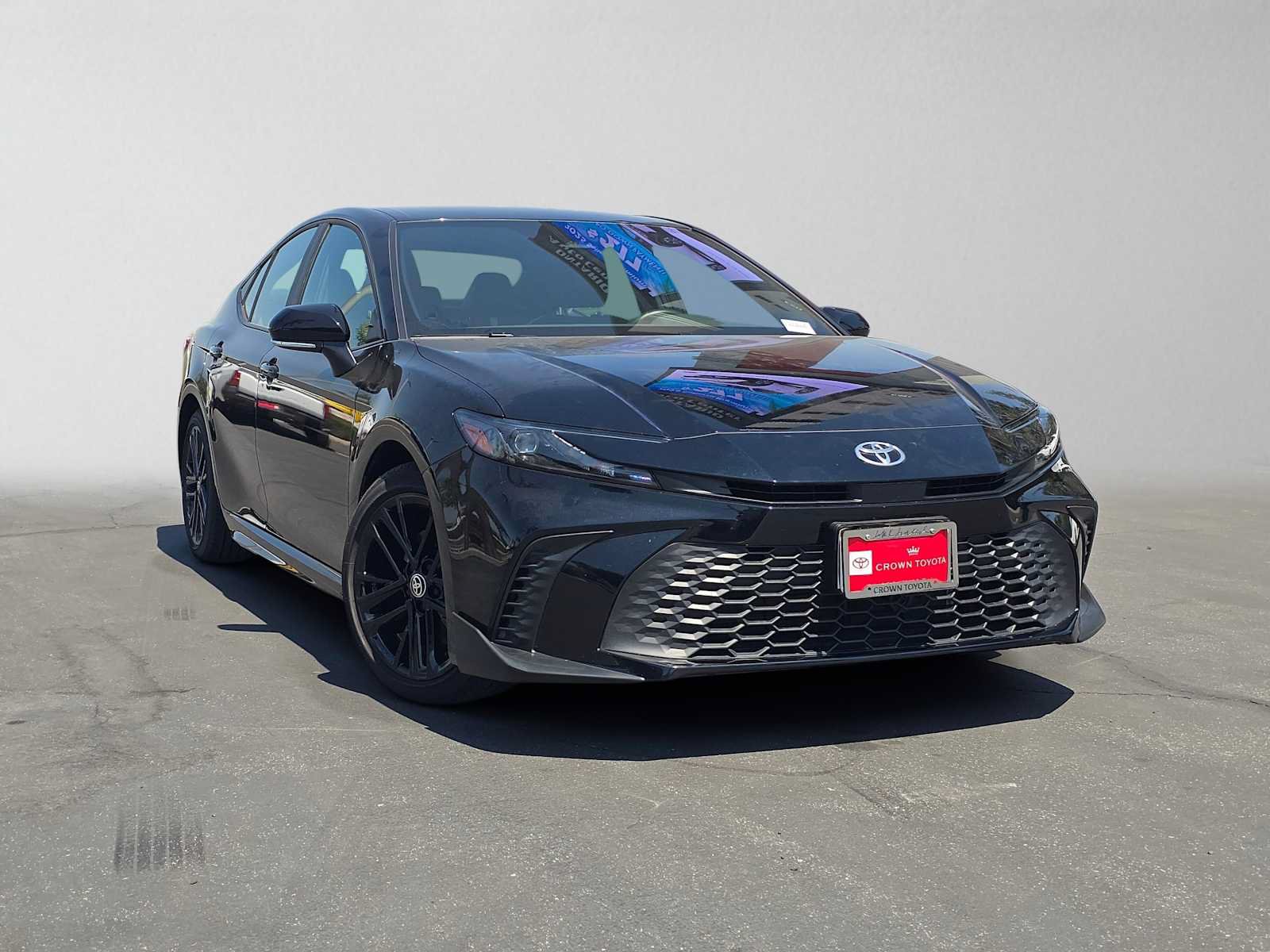 Certified 2026 Toyota Camry SE FWD image 1