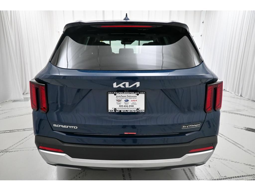 New 2026 Kia Sorento S w/ S Panoramic Sunroof Package FWD image 5