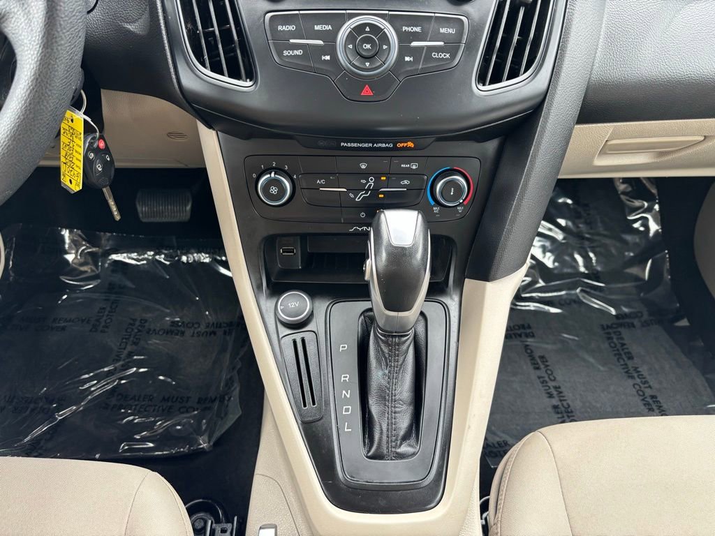Used 2015 Ford Focus SE image 18