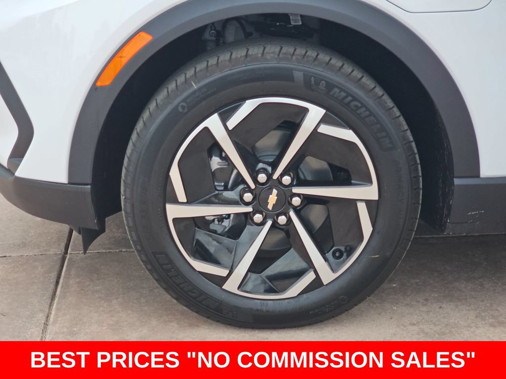 New 2026 Chevrolet Equinox EV LT w/ Comfort Package FWD image 35