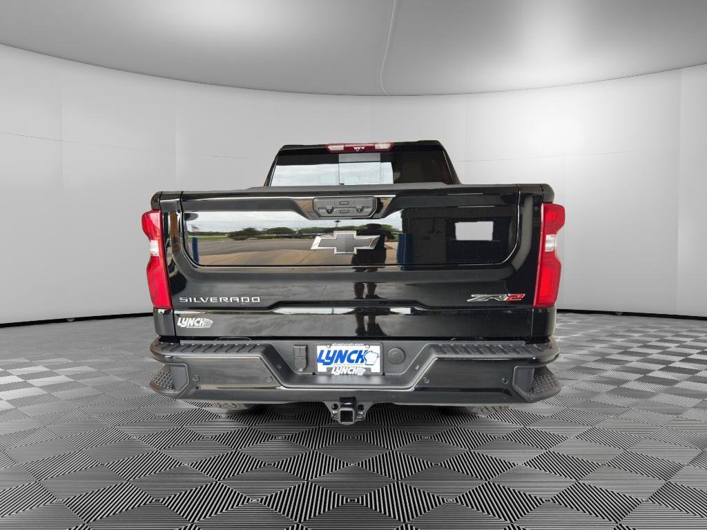 New 2026 Chevrolet Silverado 1500 ZR2 AWD/4WD image 4